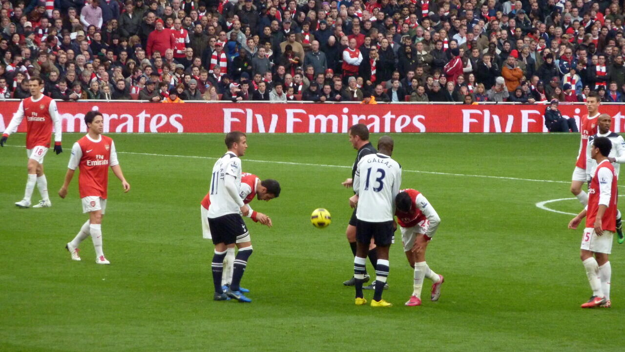 Duelo entre Arsenal e Tottenham - Emoção e Rivalidade