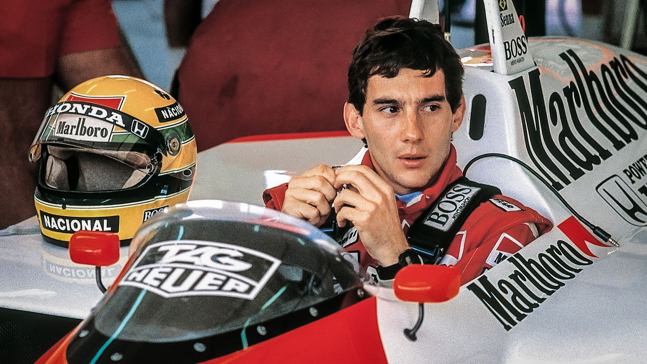 Capacete icônico de Ayrton Senna usado no GP da Bélgica de 1992