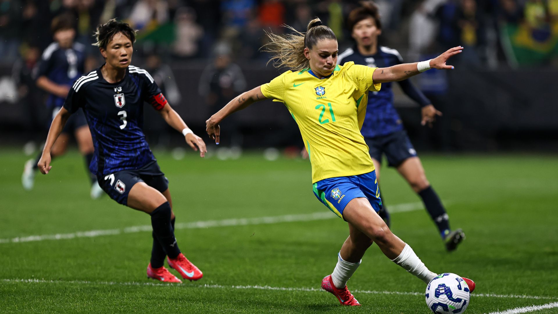 Brasil x Japão: Seleção Brasileira e Japonesa em Campo