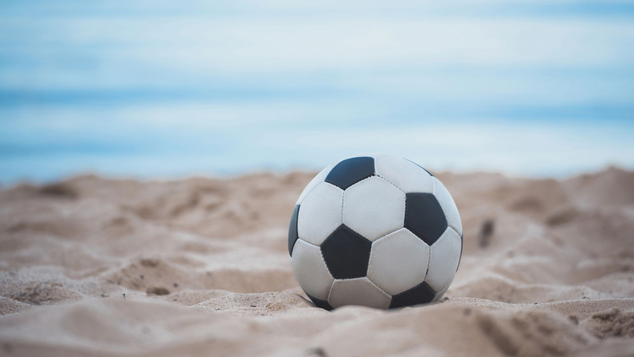 Brasil vs. Portugal: A intensidade do confronto de futebol de areia