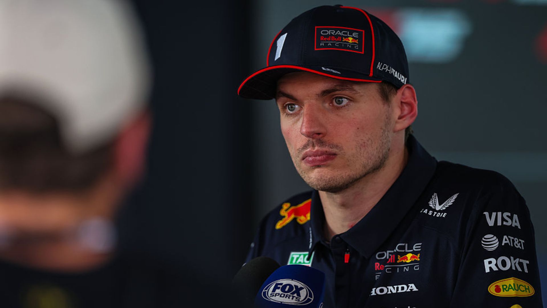 Confronto entre George Russell e Max Verstappen no GP da Espanha