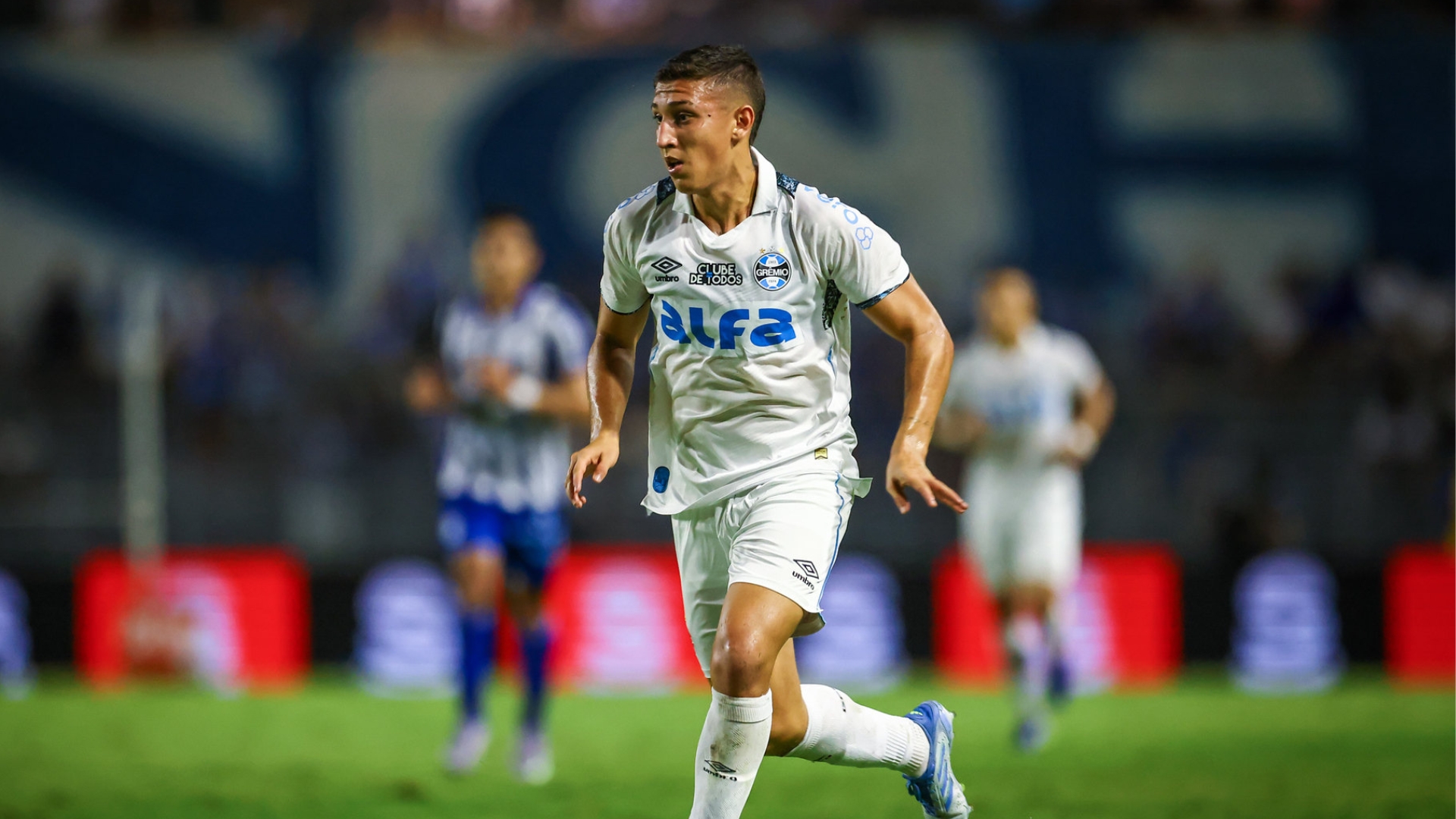 CSA comemora a vitória sobre o Grêmio na Copa do Brasil