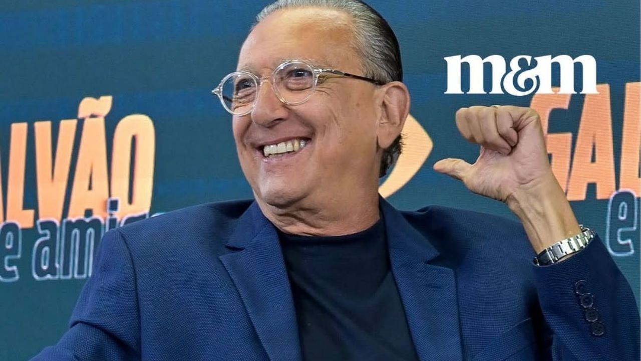Galvão Bueno comentando em uma emocionante transmissão da Fórmula 1
