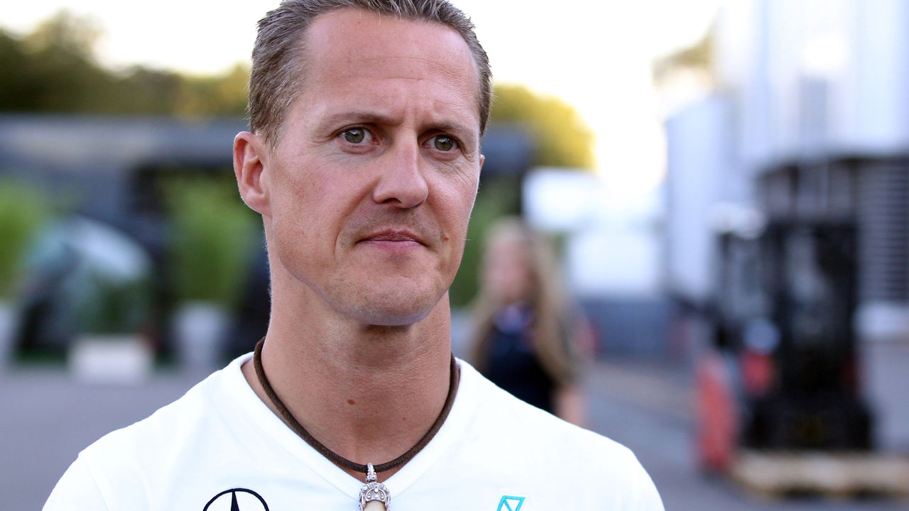 Michael Schumacher conquistando um dos seus inúmeros títulos na Fórmula 1