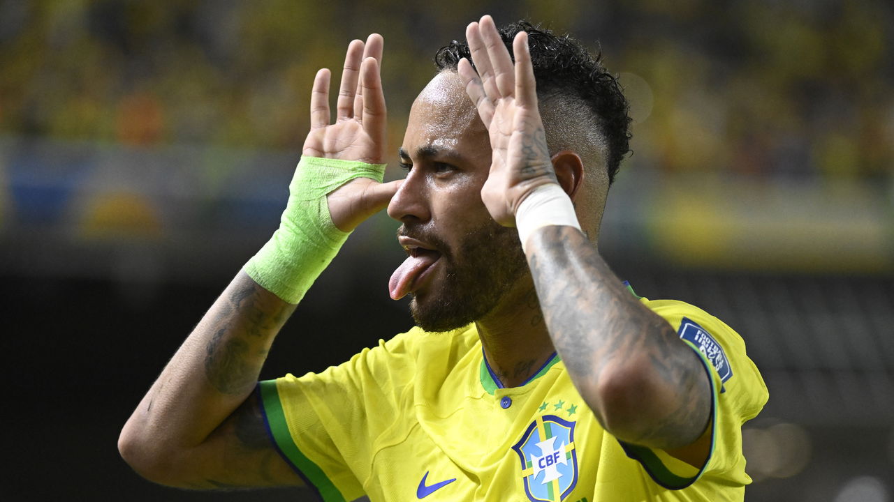 Neymar Jr. comemorando um gol pela Seleção Brasileira