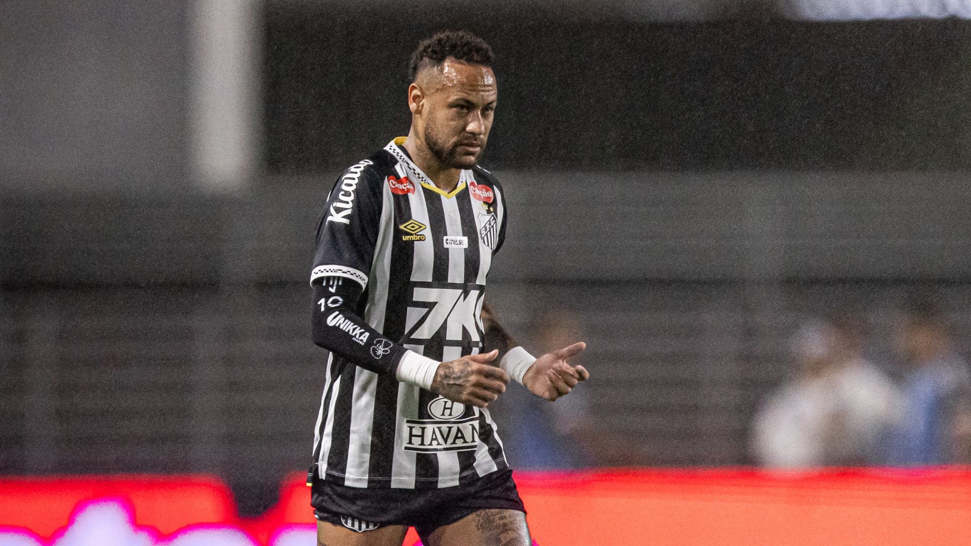 Neymar em ação pelo Santos na Copa do Brasil 2025