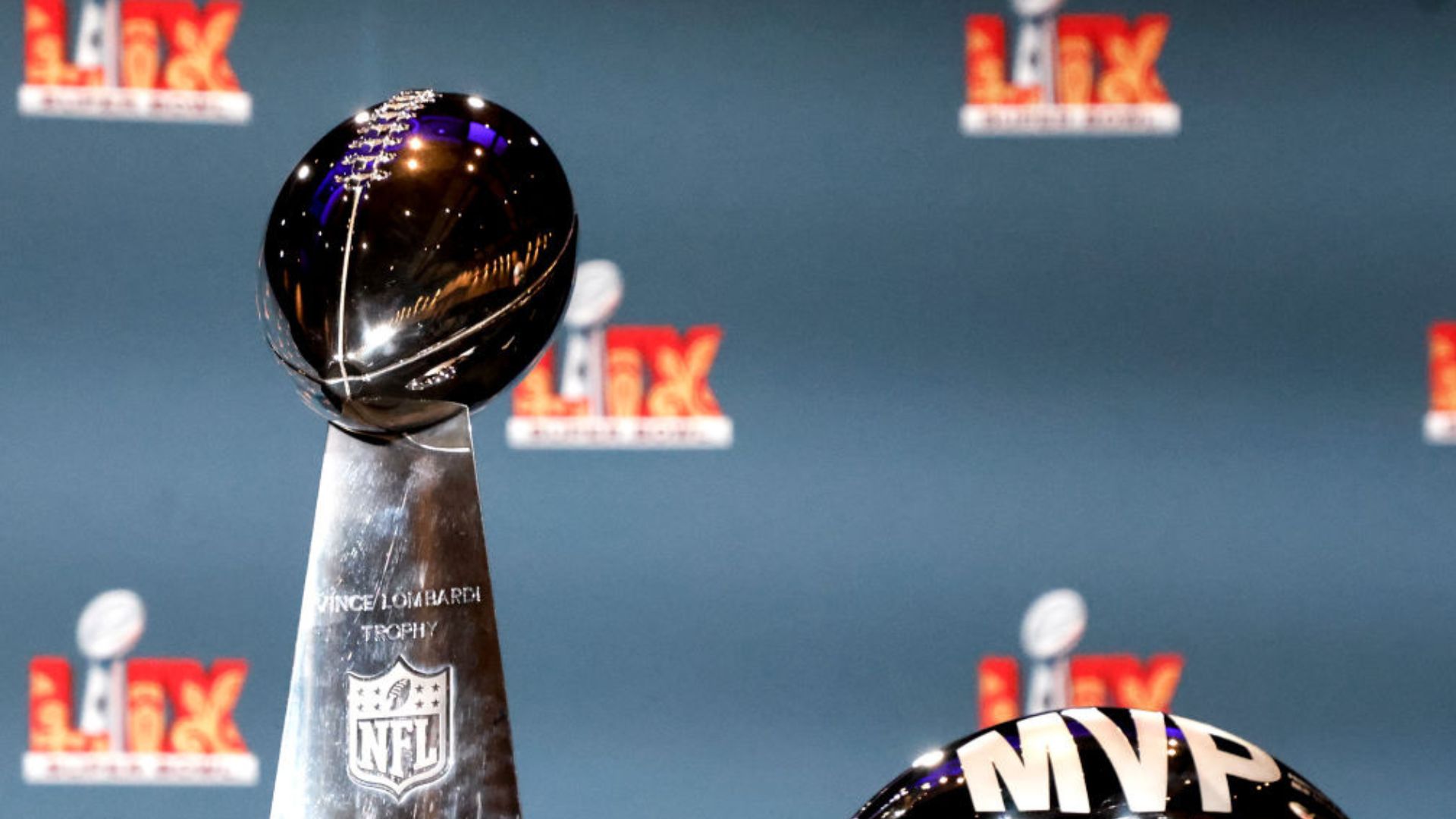 Emoção no início da temporada 2025/26 da NFL com jogo entre Kansas City Chiefs e Los Angeles Chargers