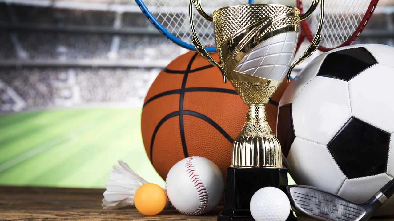 Premiação multidisciplinar de atletas de diferentes esportes