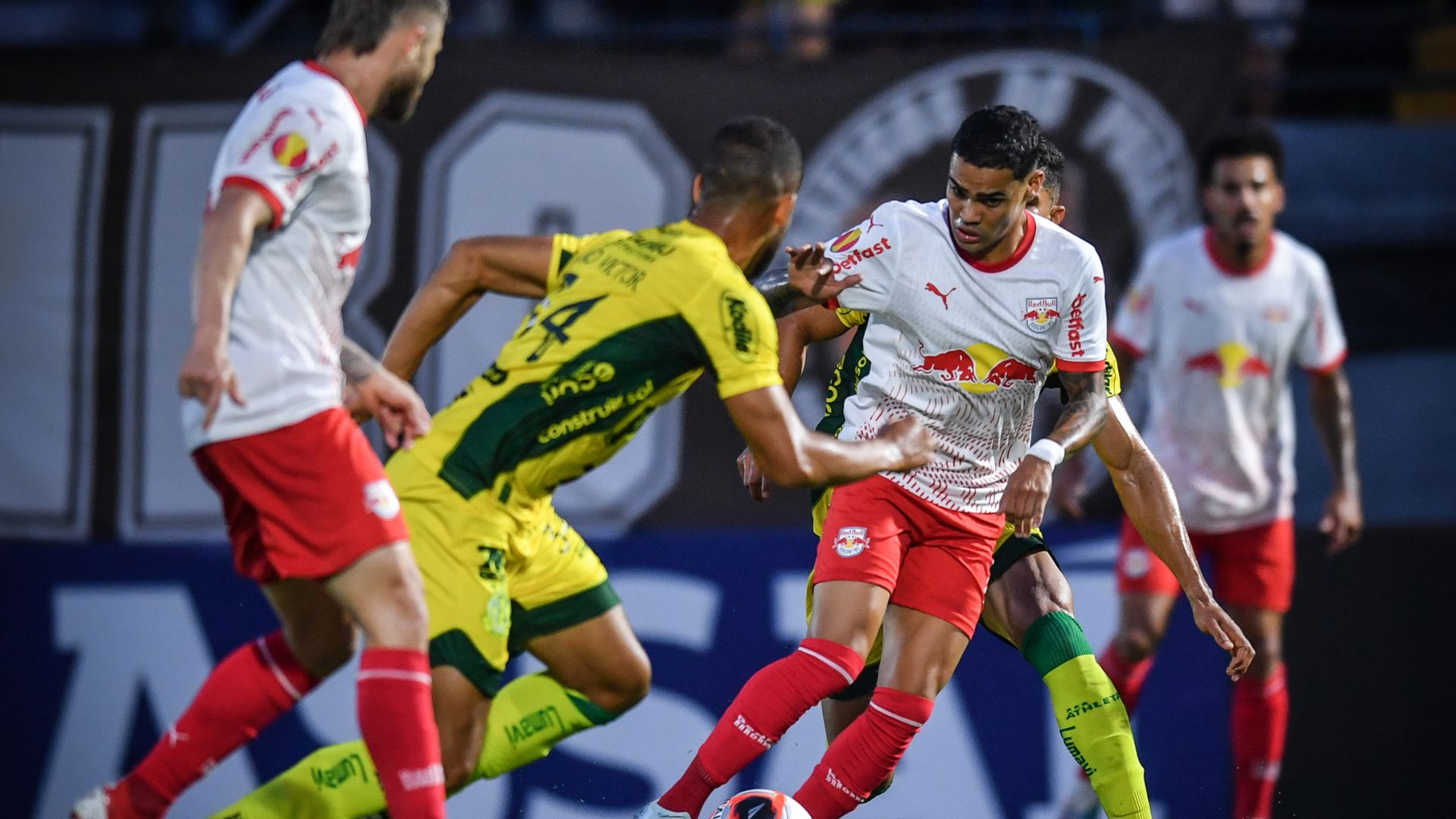 RB Bragantino x Mirassol: Emoções e Desafios em Campo