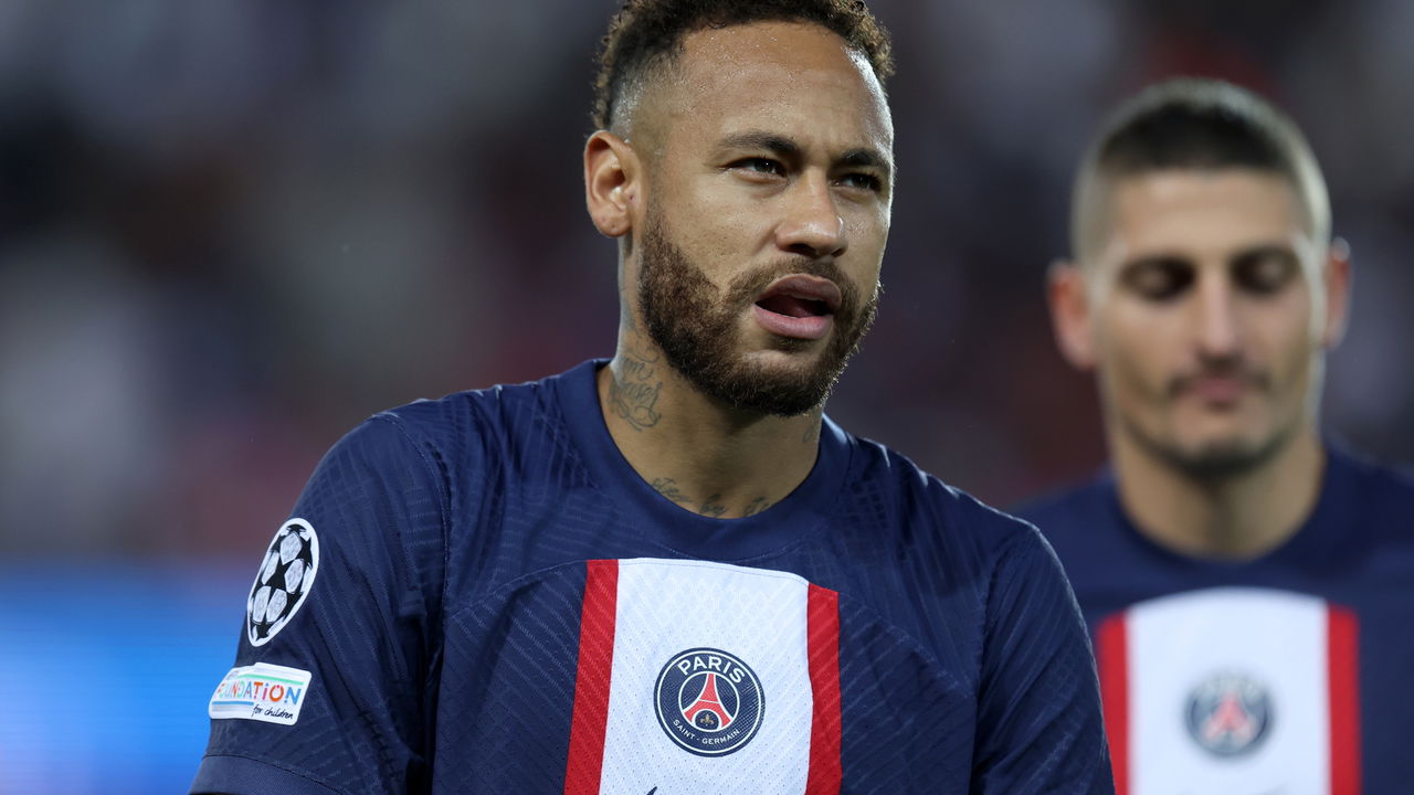 news.img_alt Impacto das Transferências no Mundo do Futebol